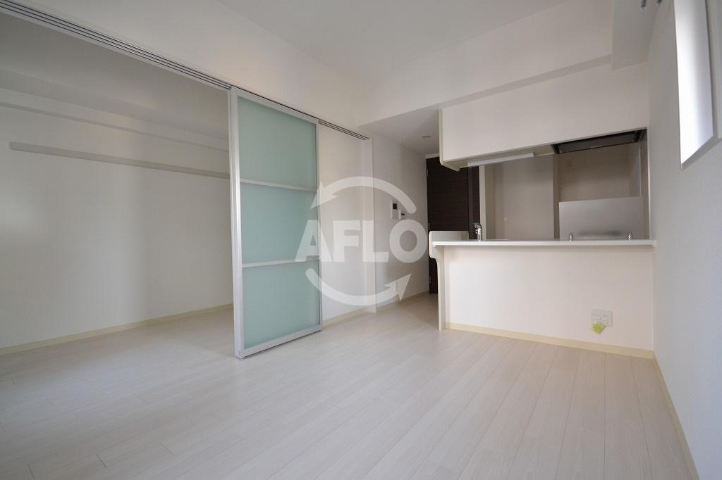 プレサンス立売堀アーバンスタイルの内装|プレサンス立売堀アーバンスタイル　リビング