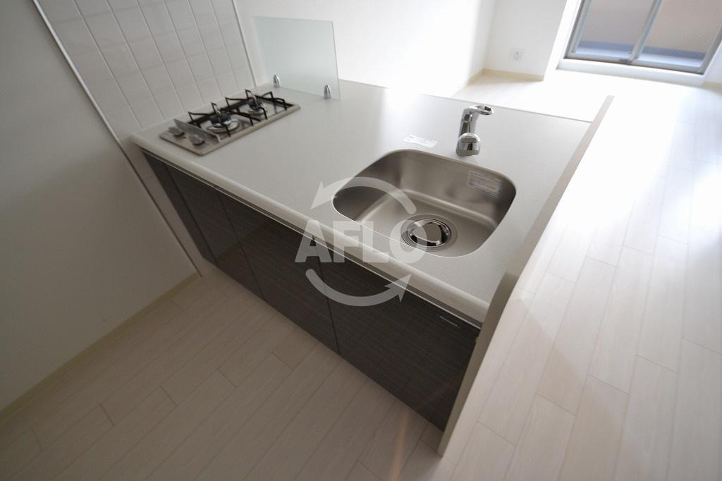 プレサンス立売堀アーバンスタイルのキッチン|プレサンス立売堀アーバンスタイル　カウンターキッチン