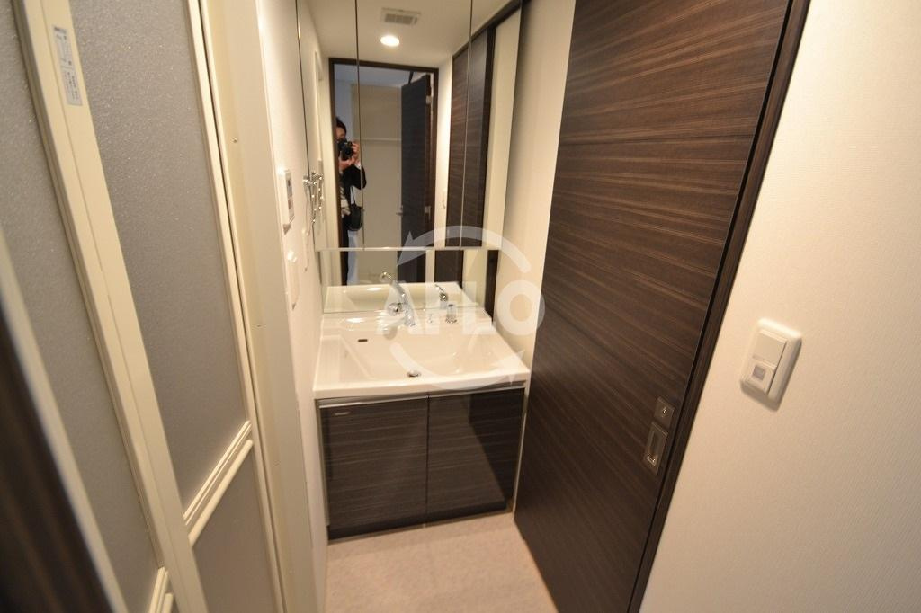 プレサンス立売堀アーバンスタイルの独立洗面台|プレサンス立売堀アーバンスタイル　独立洗面台