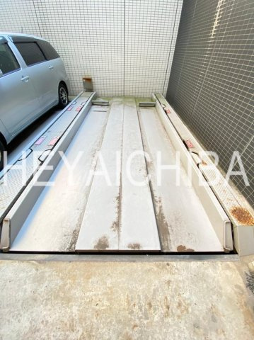 CASSIA錦糸町の駐車場