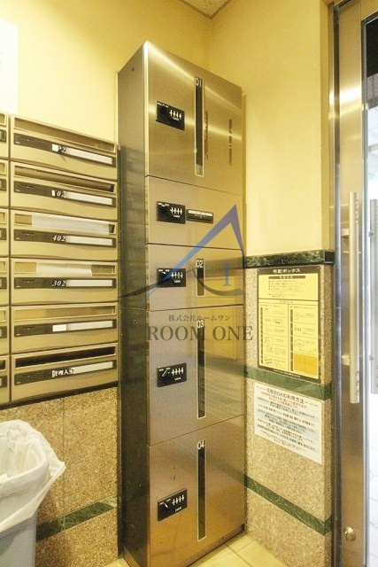 プレール・ドゥーク新宿曙橋のその他共用部分|宅配ボックスです。