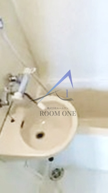 プレール・ドゥーク新宿曙橋の洗面所|洗面台です。