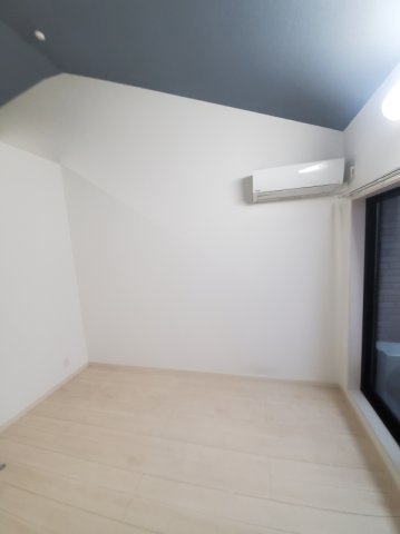 リヴィエールポルテⅡの居間・リビング|洋室6.3帖