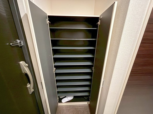 レジディア新大阪の収納