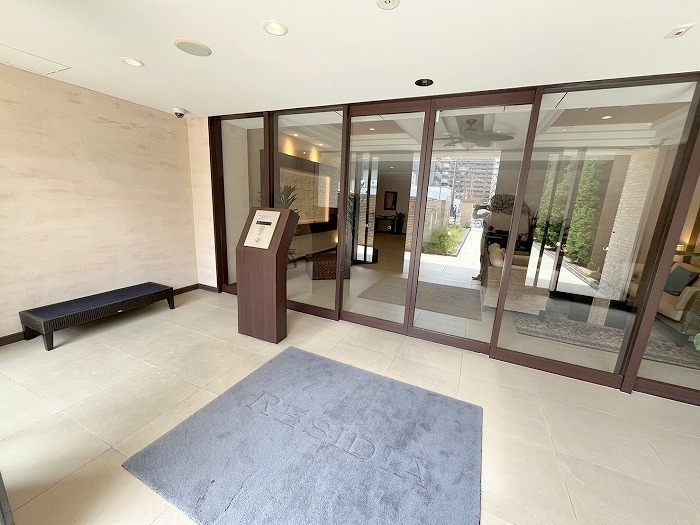 レジディア新大阪のロビー