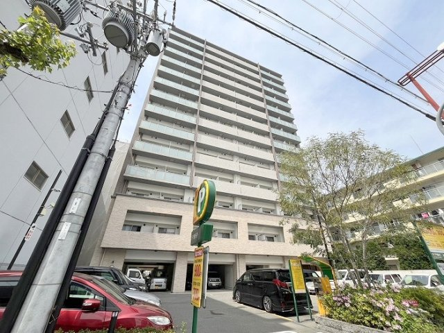 レジディア新大阪の外観