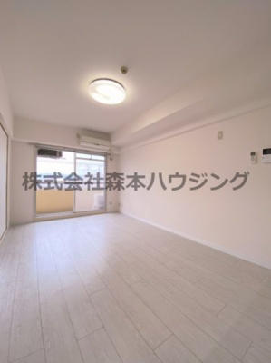 【居間・リビング】 | 　ブランドールMIII | おしゃれな居間です