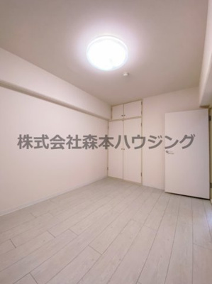 【寝室】 | 　ブランドールMIII | 落ち着いて過ごせるお部屋なので、寝室にいかがでしょうか