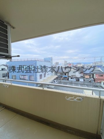 【展望】 | 　ブランドールMIII | 室内からの眺望です