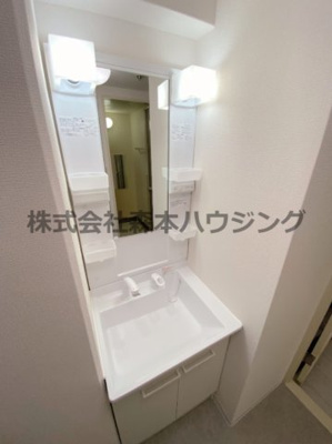 【独立洗面台】 | 　ブランドールMIII | 独立洗面台あり、毎朝おしゃれに忙しい女性の方におすすめです