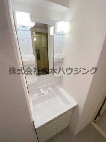 【独立洗面台】 | 　ブランドールMIII | 独立洗面台あり、毎朝おしゃれに忙しい女性の方におすすめです