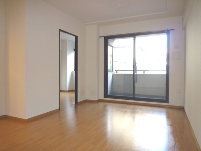 【居間・リビング】 | ロサブリーズ本牧