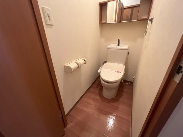 シャトレひだまりのトイレ|シャワー付トイレ