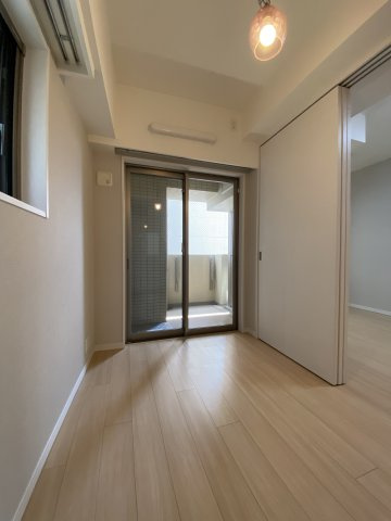 インプレストコア四谷坂町の洋室