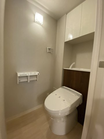 インプレストコア四谷坂町のトイレ