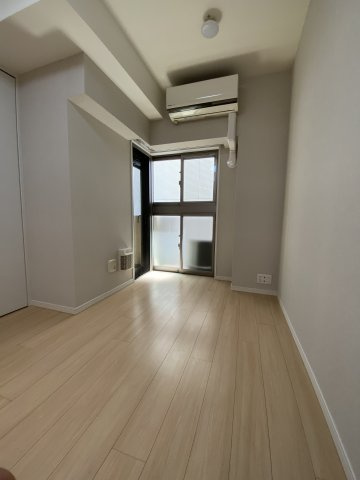 インプレストコア四谷坂町の居間・リビング