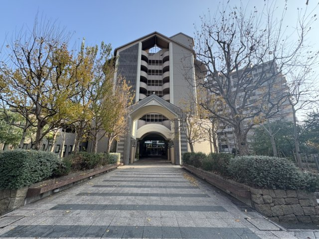 神戸市東灘区向洋町中２丁目の中古マンション