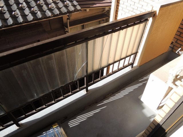 千石片岡ビルのバルコニー