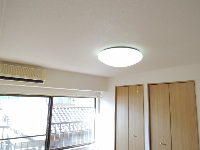 千石片岡ビルの寝室