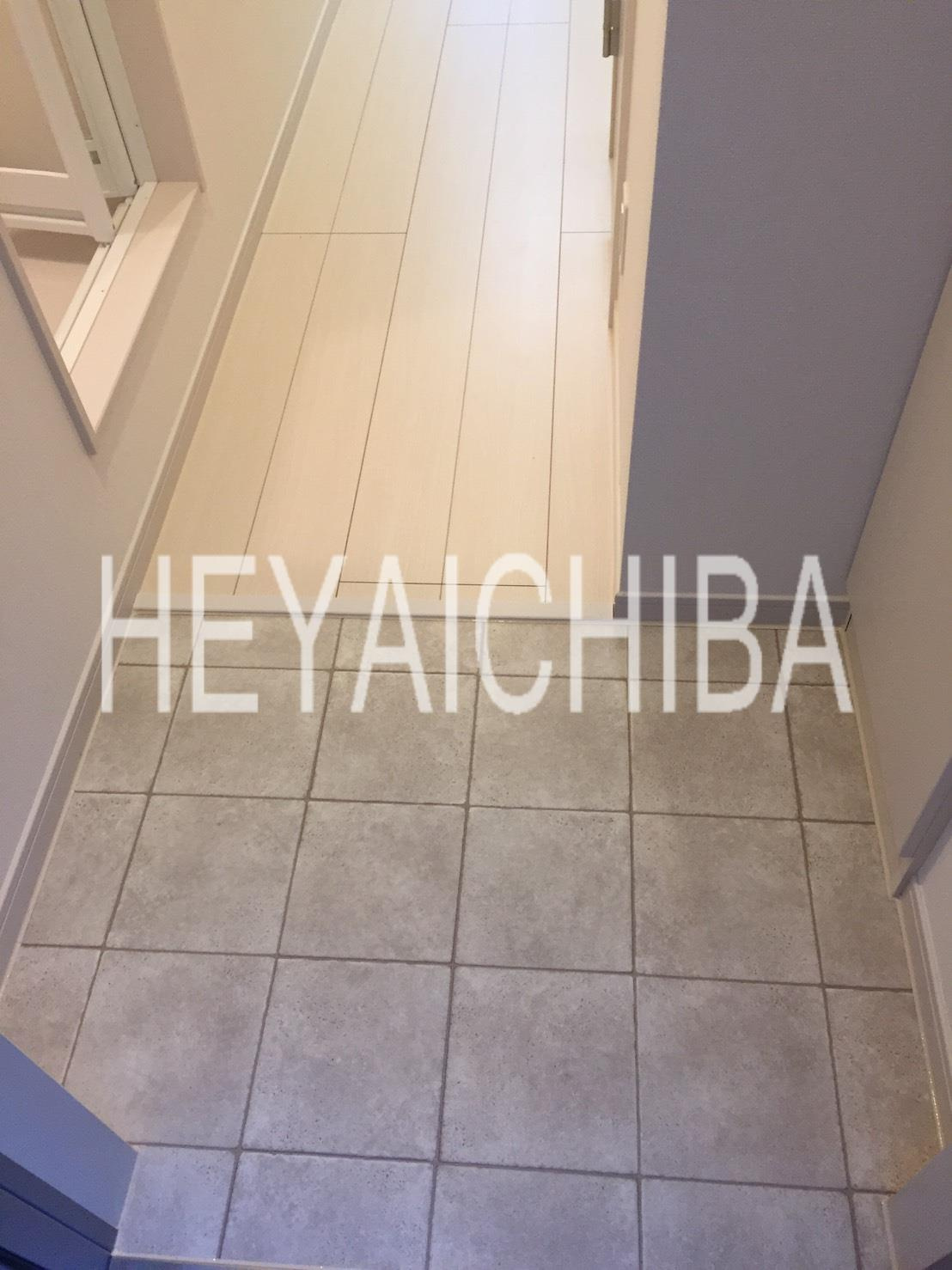 リブリ・MIMUⅢの玄関