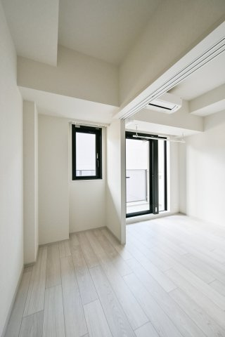 リビオメゾン西麻布の居間・リビング