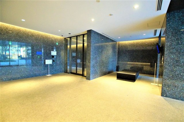 勝どきザ・タワーのエントランス