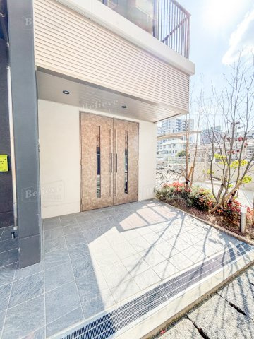 グランジュール大手町のエントランス|共用のエントランス部分☆