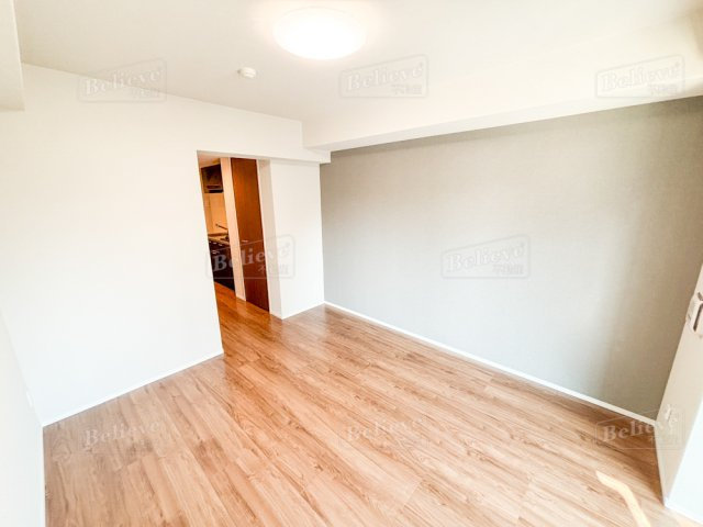 グランジュール大手町の寝室|クローゼット付きの寝室です☆