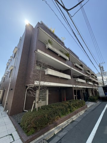 代々木デュープレックスの外観