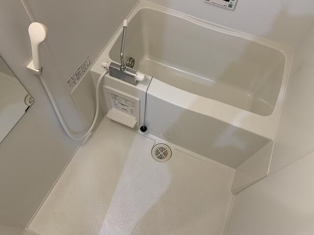 セレ初台の浴室