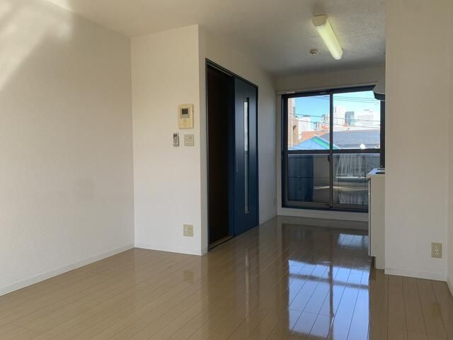 セレ初台の居間・リビング