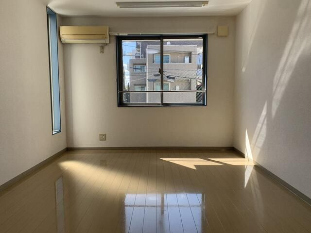 セレ初台の居間・リビング