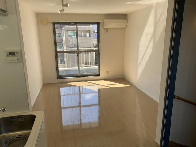 セレ初台の寝室