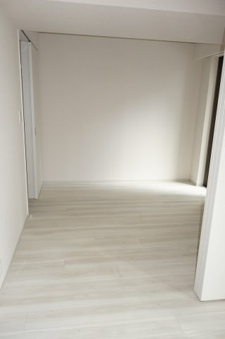 大宮スカイ＆スクエア ザ・レジデンスの洋室