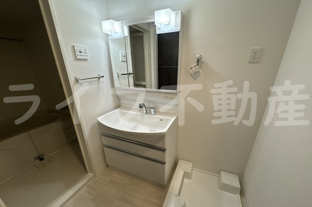 エグゼ大阪CITYオースティンの独立洗面台