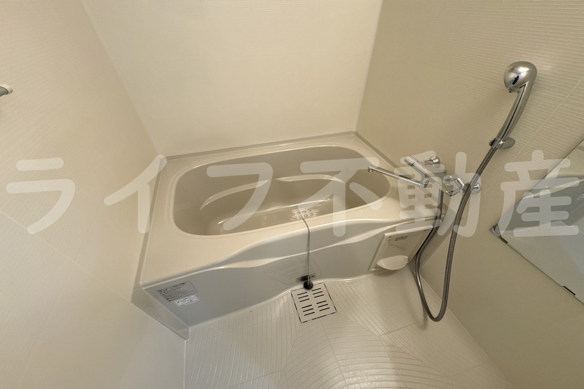 エグゼ大阪CITYオースティンの浴室