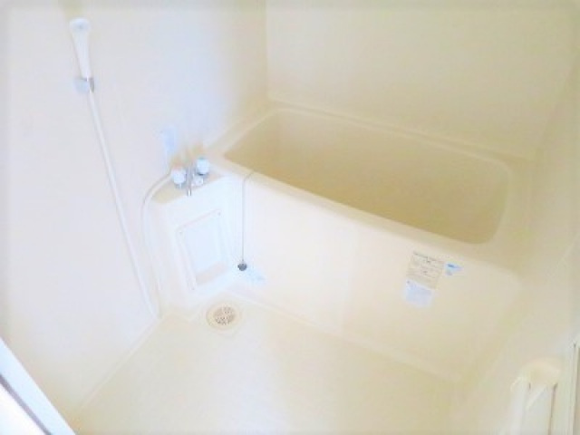 ジュネス宇品の浴室