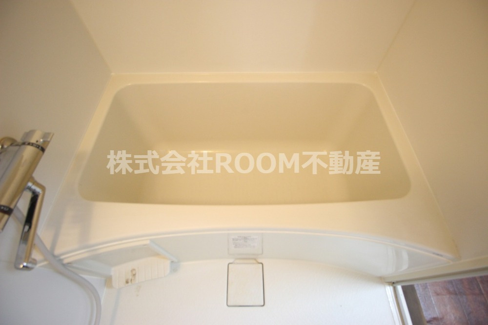 エレファントマンション8の浴室|落ち着いた空間のお風呂です