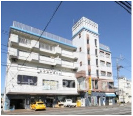 かめやビルの外観