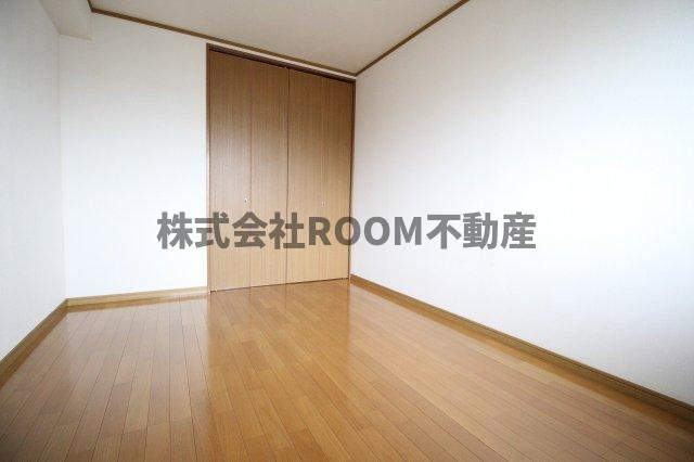 わかくさマンションの寝室|ゆとりの広さです