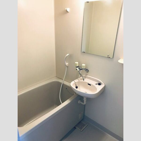 セピアコートの浴室