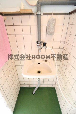 郡元倉庫（事務所付）の独立洗面台|独立洗面台です