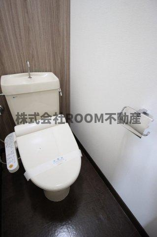 エレファントマンション8のトイレ|ゆったりとした空間のトイレです