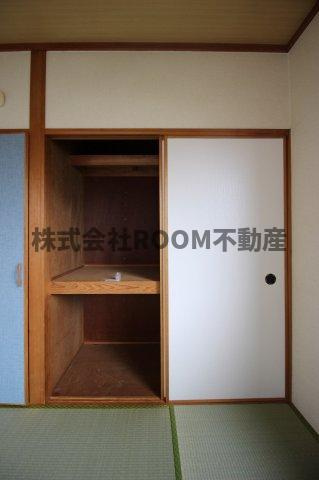 都城市一万城町の賃貸マンションの収納|ちょっとした収納スペースも充実しています