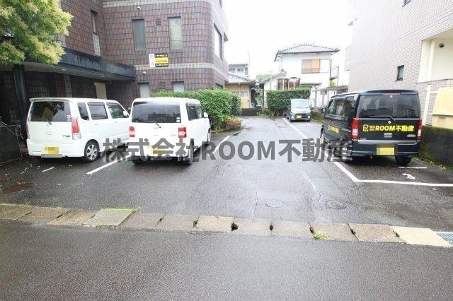 都城市一万城町の賃貸マンションの駐車場|駐車場です