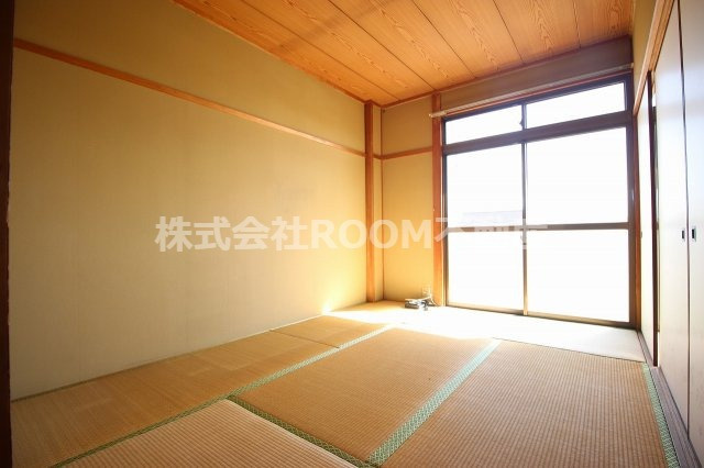 コーポ柳橋の和室