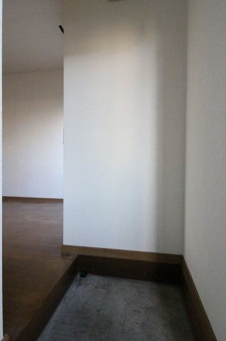 クレストコートBのエントランス|エントランスです