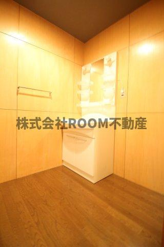 メゾンド妻ヶ丘の洗面所|コンパクトで使いやすい洗面所