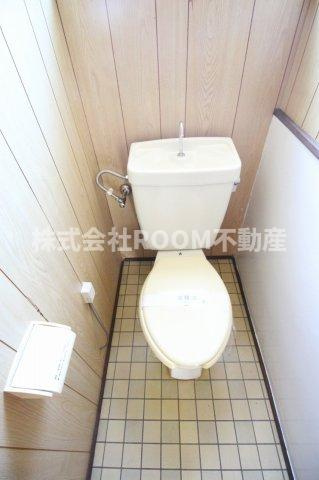 東貸家のトイレ