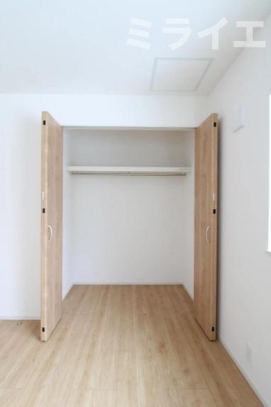 【新築戸建】札幌市手稲区新発寒5条7丁目2棟の収納|クローゼット